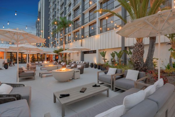 patio at hilton irvine at night