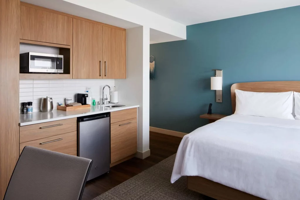 king guestroom at element irvine