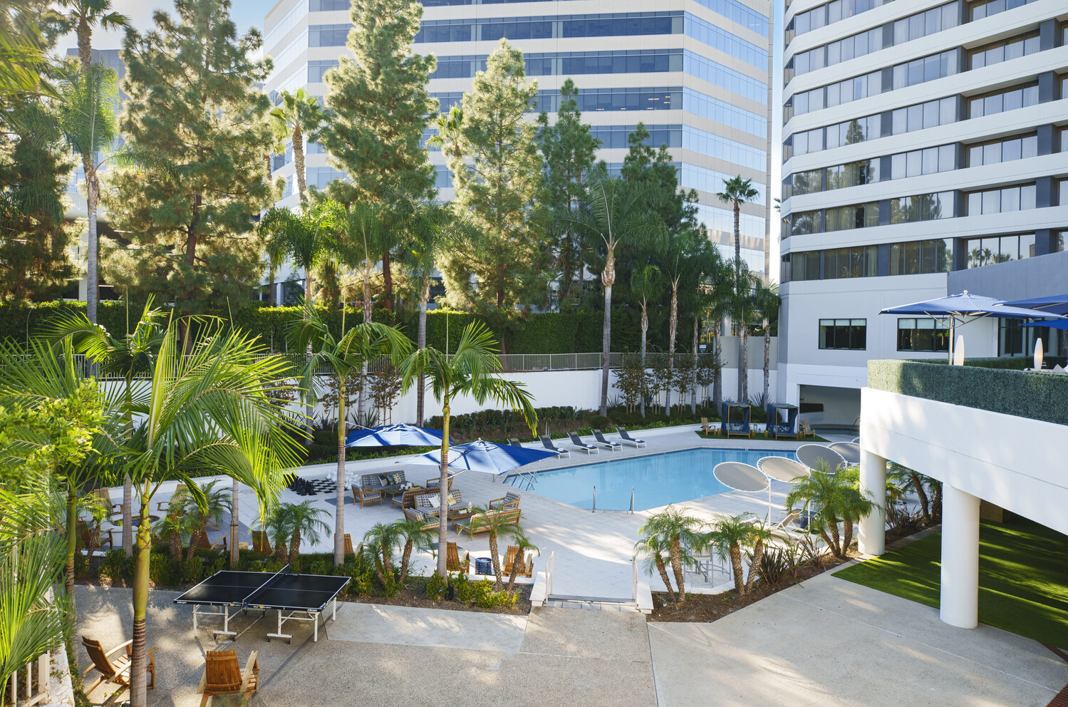 renovated pool at irvine marriott