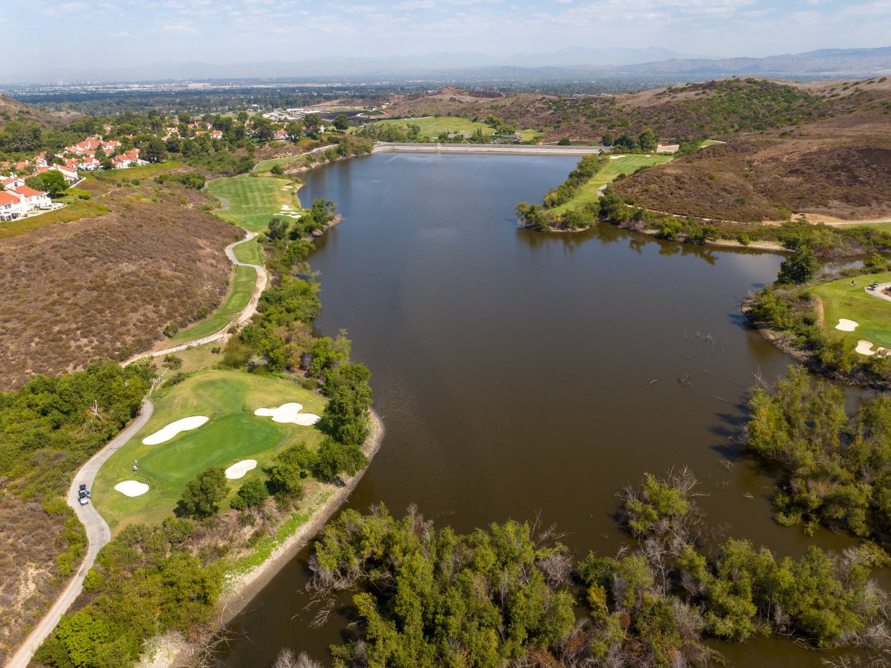 aerial of strawberry farms golf club